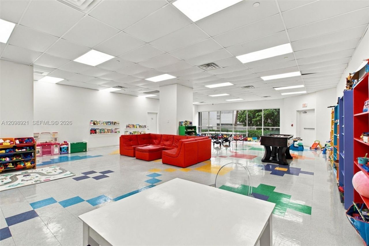 16485 Collins Ave, Unit 1832, Sunny Isles Beach, FL 33160 Photo