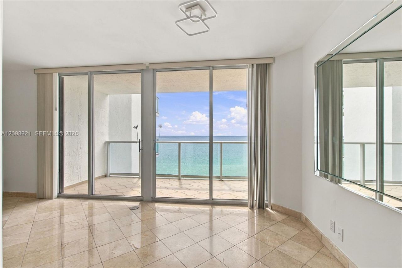 16485 Collins Ave, Unit 1832, Sunny Isles Beach, FL 33160 Photo