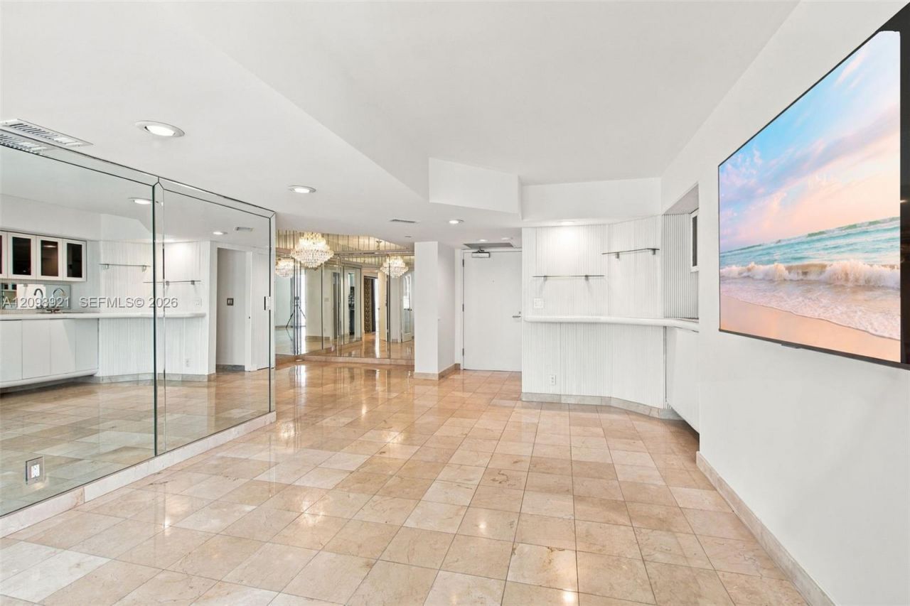 16485 Collins Ave, Unit 1832, Sunny Isles Beach, FL 33160 Photo