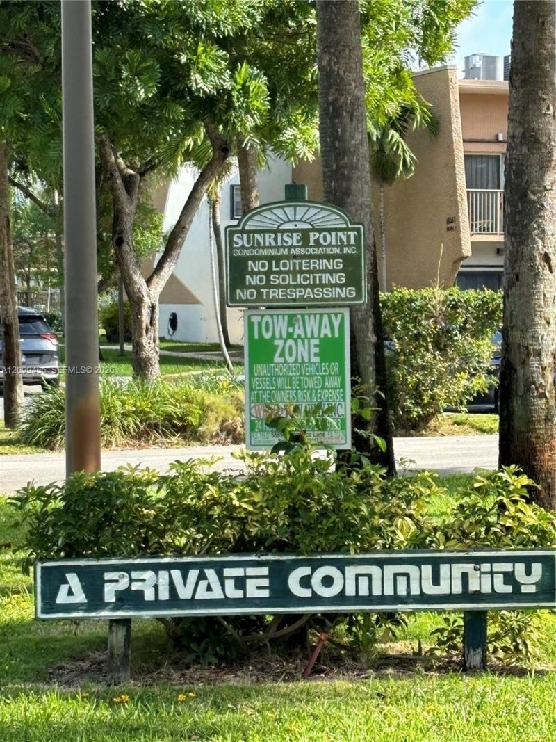 8277 SW 128th St , Unit 113, Pinecrest, FL 33156 Photo