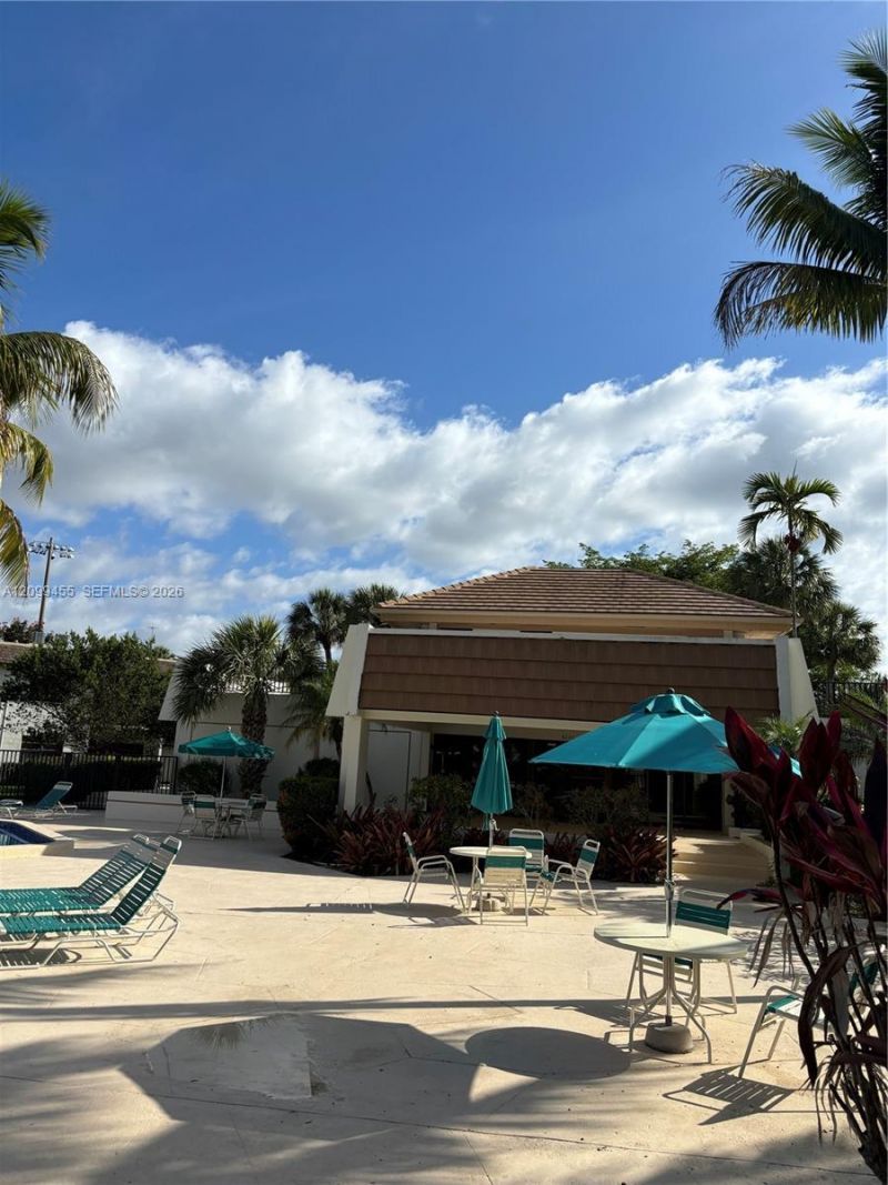 8277 SW 128th St , Unit 113, Pinecrest, FL 33156 Photo