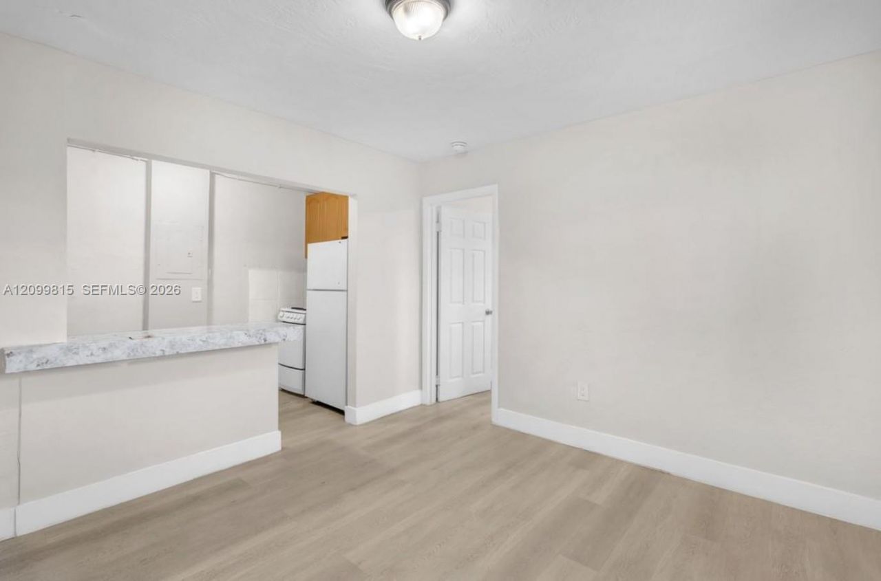220 SW 18th Ave , Miami, FL 33135 Photo