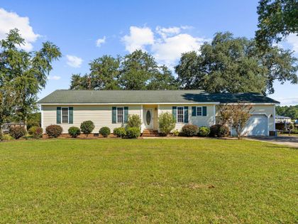 1599 Waters Edge Drive Summerton, SC 29148