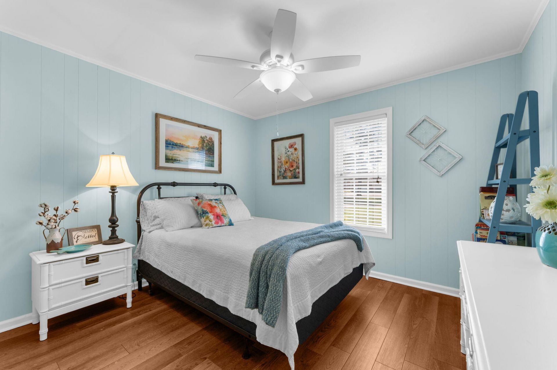 1599 Waters Edge Drive Photo 17