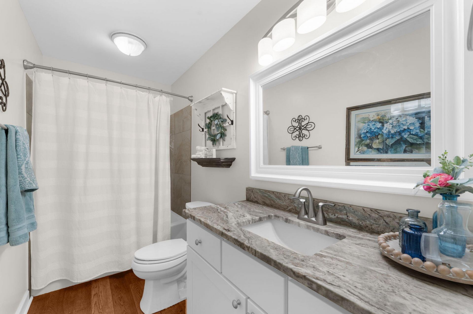 1599 Waters Edge Drive Photo 18