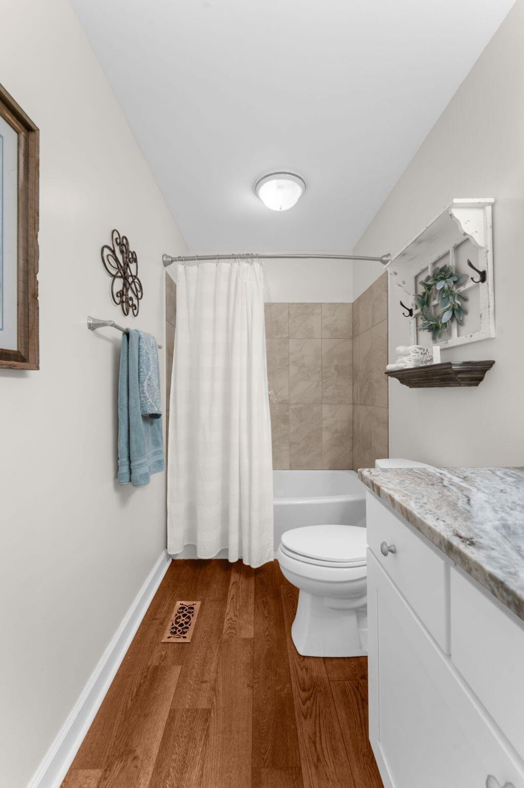 1599 Waters Edge Drive Photo 19