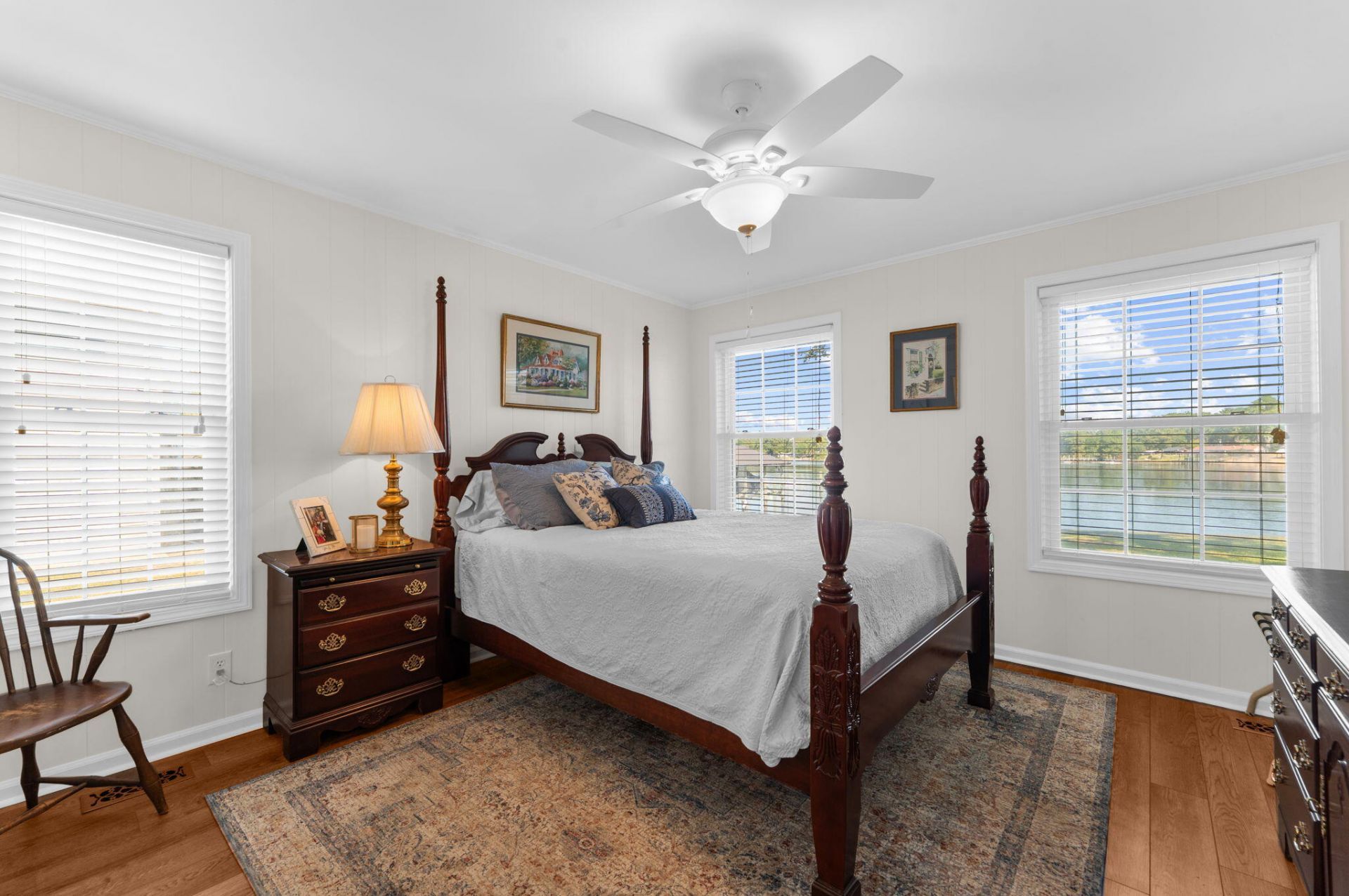 1599 Waters Edge Drive Photo 24