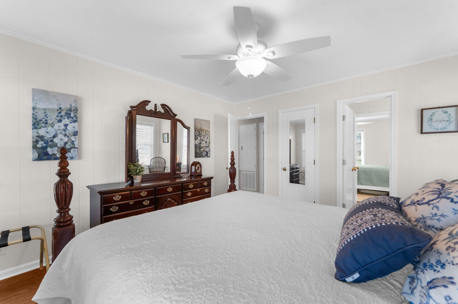 1599 Waters Edge Drive Photo 25