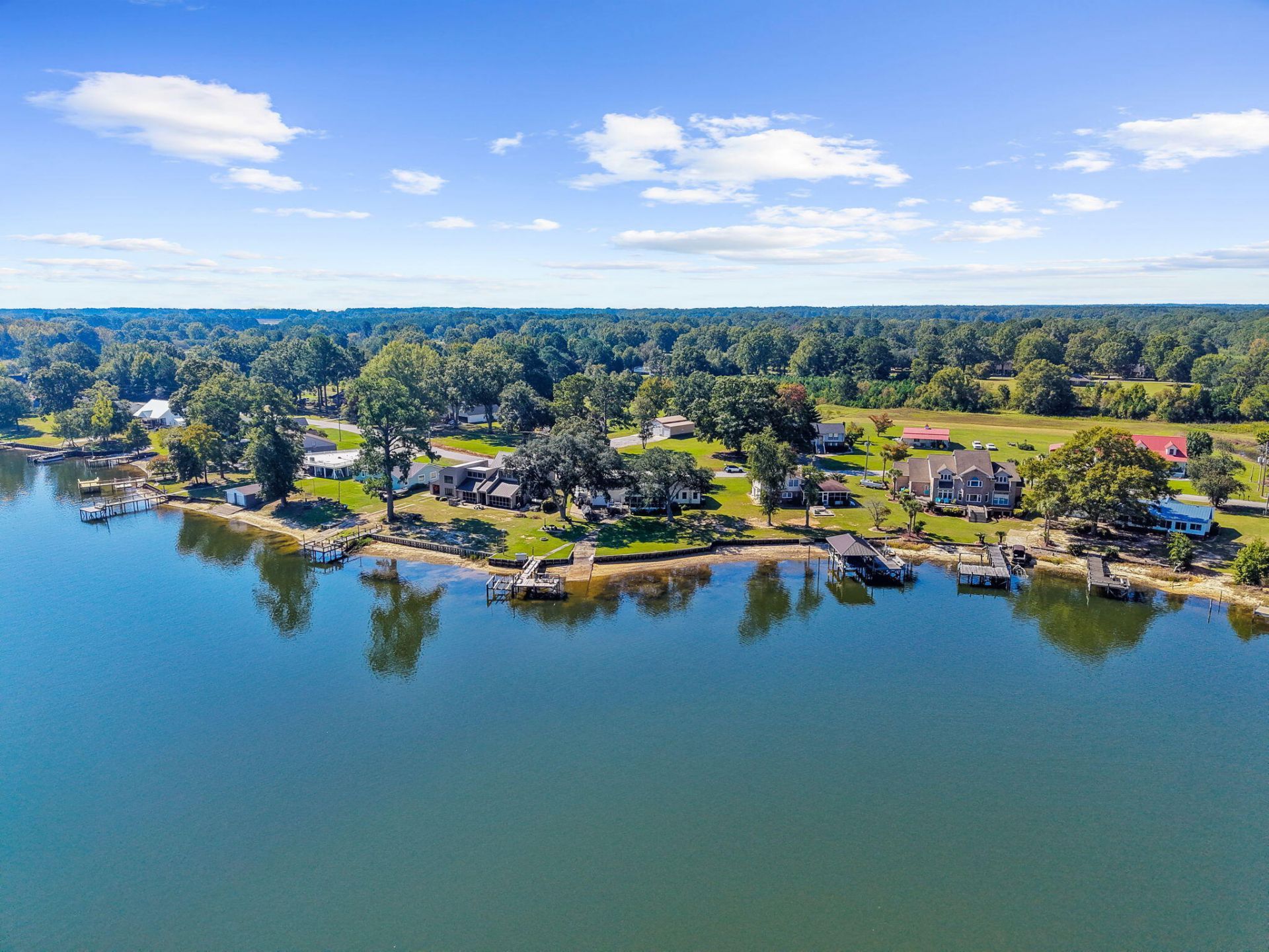 1599 Waters Edge Drive Photo 31