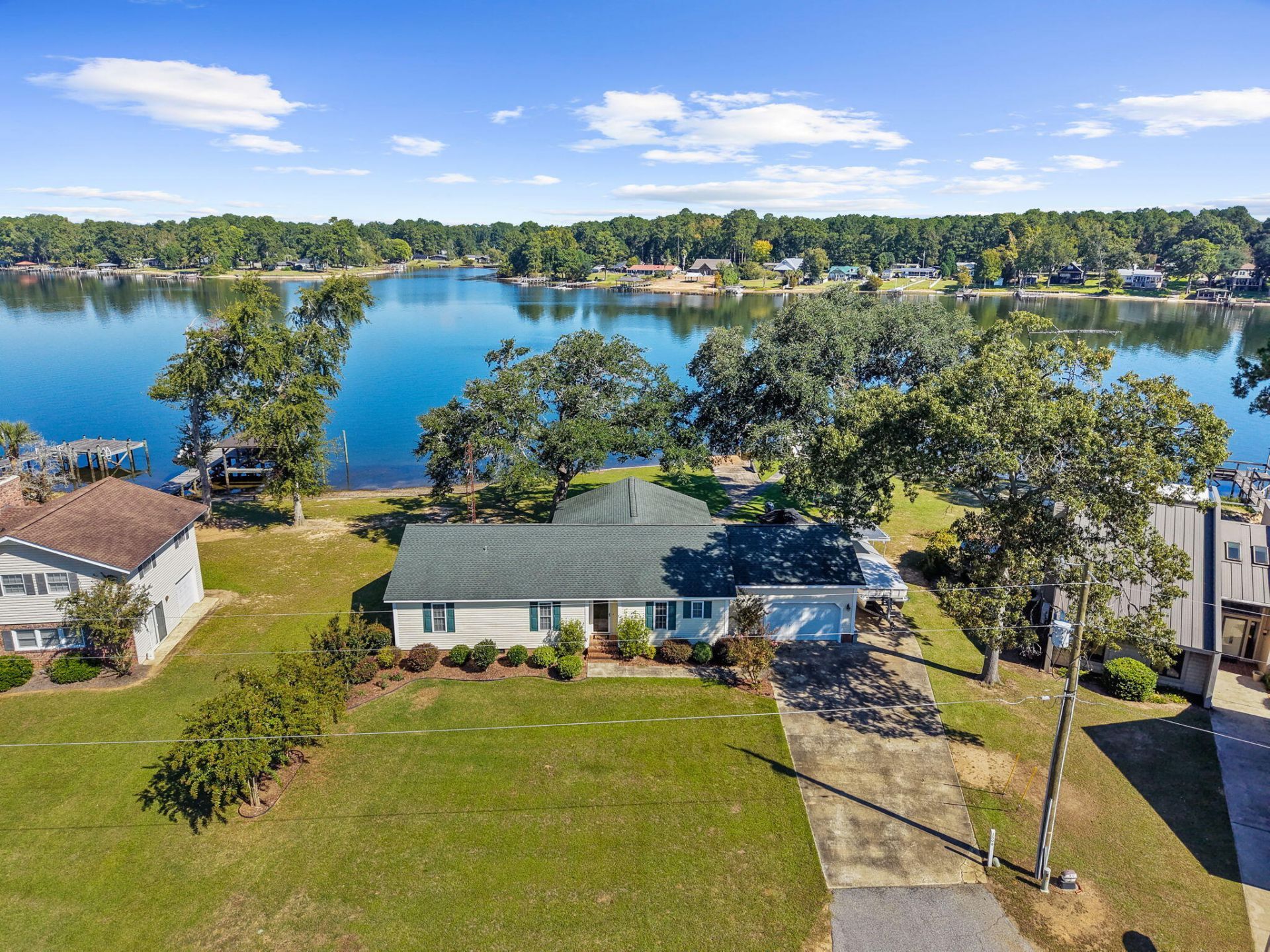 1599 Waters Edge Drive Photo 37
