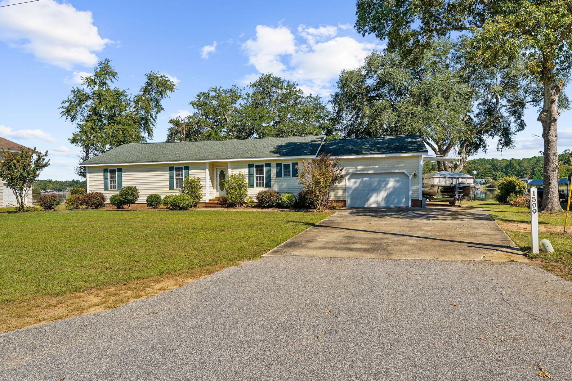 1599 Waters Edge Drive Photo 54