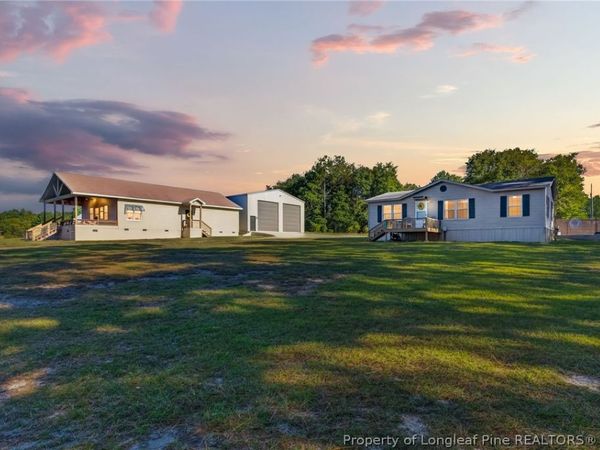 1744 Sampson Acres Drive, Clinton, NC 28328