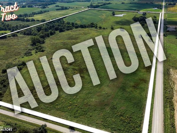 Miami St, Murray, IA 50174