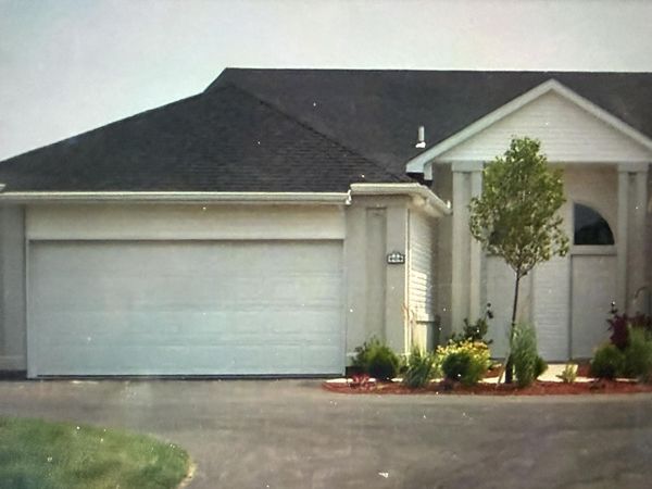 908 Hilltop Lane , Toledo, OH 43615