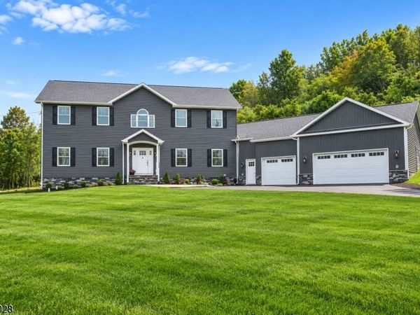 107 Beaver Run Rd, Hardyston, NJ 07419