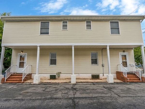 18 Robinson St, New Brunswick, NJ 08901
