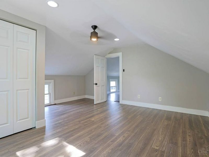 626 E Ross Avenue, Saint Bernard, OH 45217 Photo 12