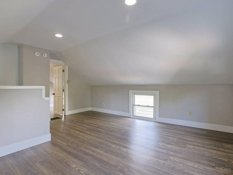 626 E Ross Avenue, Saint Bernard, OH 45217 Photo 13