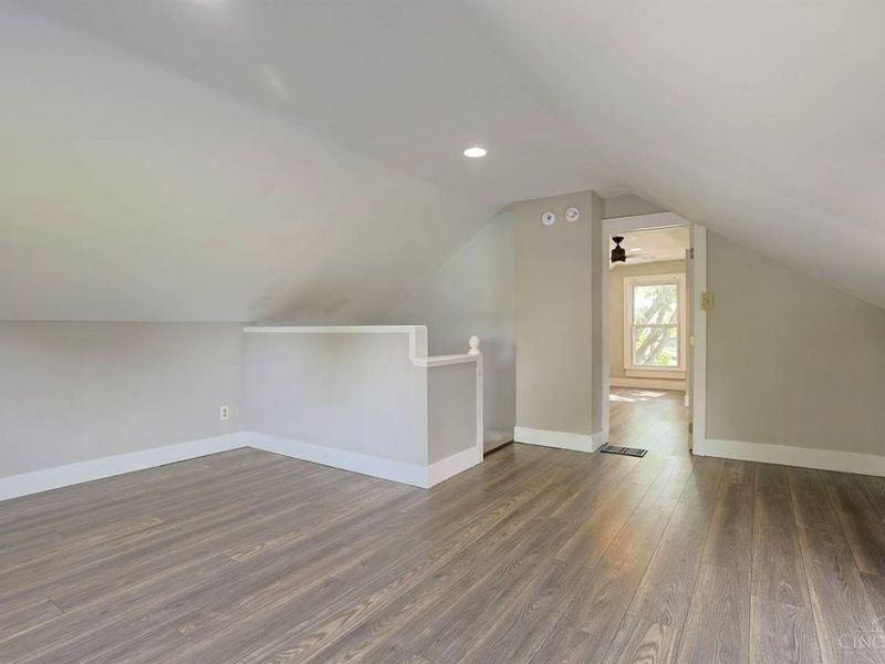 626 E Ross Avenue, Saint Bernard, OH 45217 Photo 14