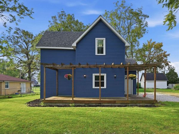 405 E Walnut Street, Summitville, IN 46070