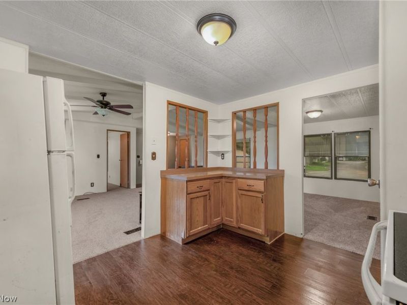 12 Overland Drive, Olmsted Township, OH 44138 Photo 21