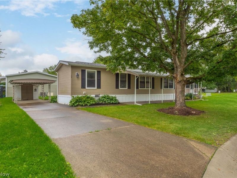 12 Overland Drive, Olmsted Township, OH 44138 Photo 32