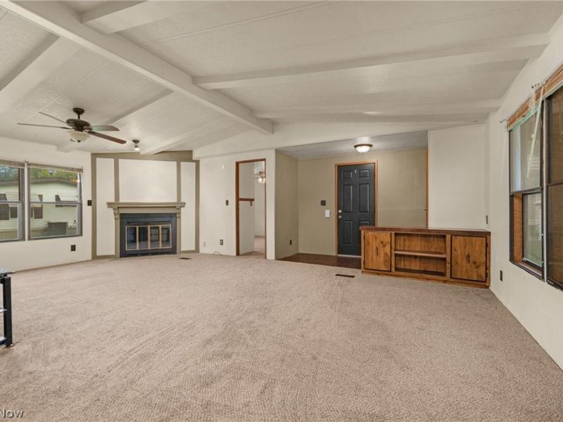 12 Overland Drive, Olmsted Township, OH 44138 Photo 9
