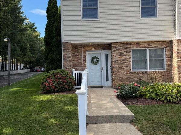 1601 Johnson Avenue, Unit 35, Elmont, NY 11003