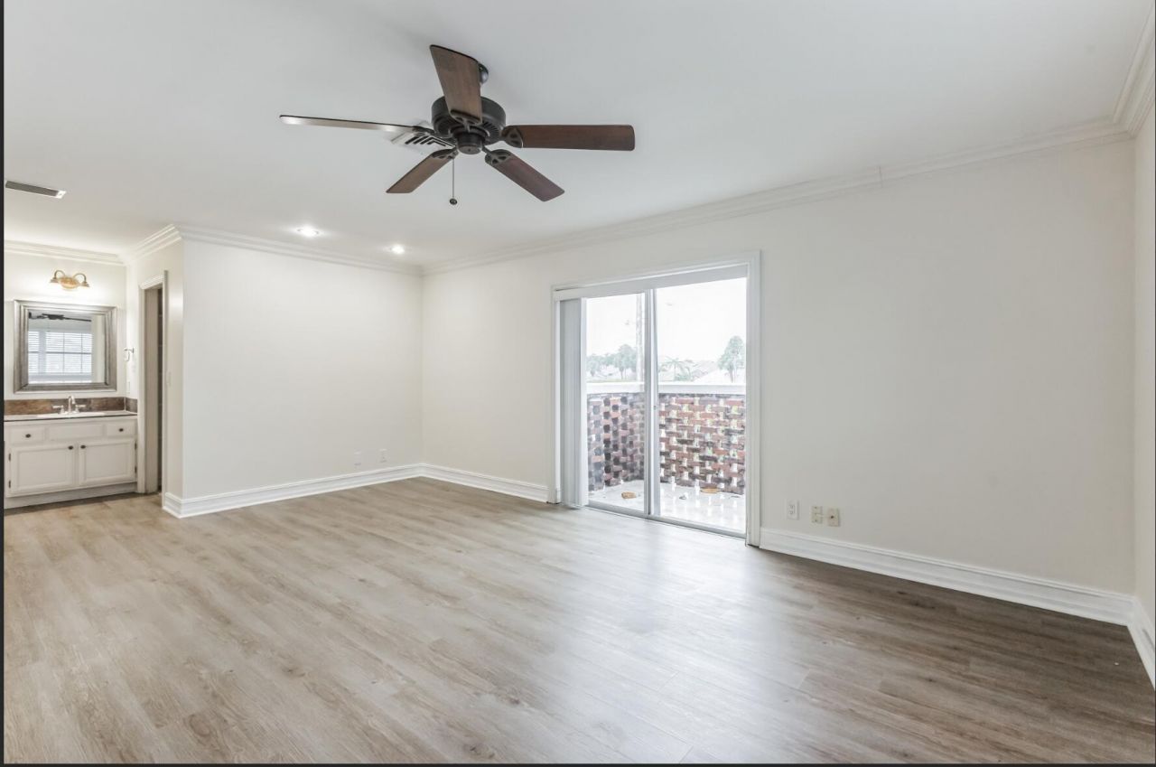 415 Pine Tree Court, Unit 17, Atlantis, FL 33462 Photo