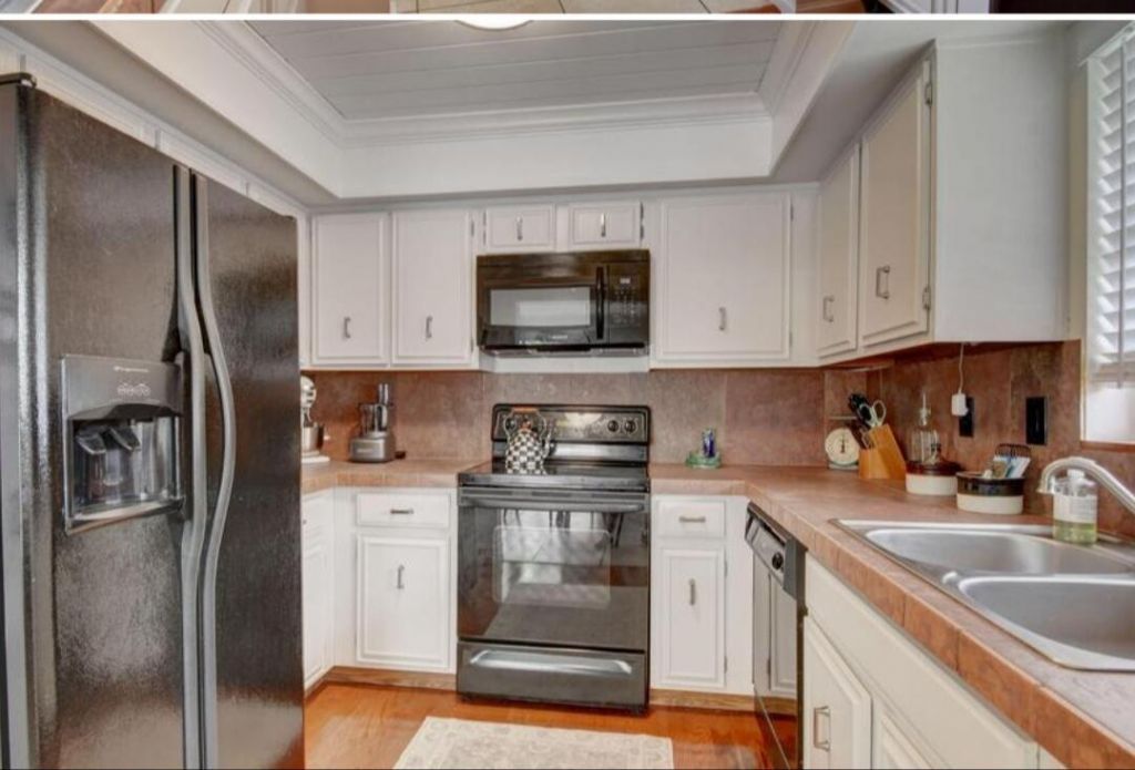 415 Pine Tree Court, Unit 17, Atlantis, FL 33462 Photo