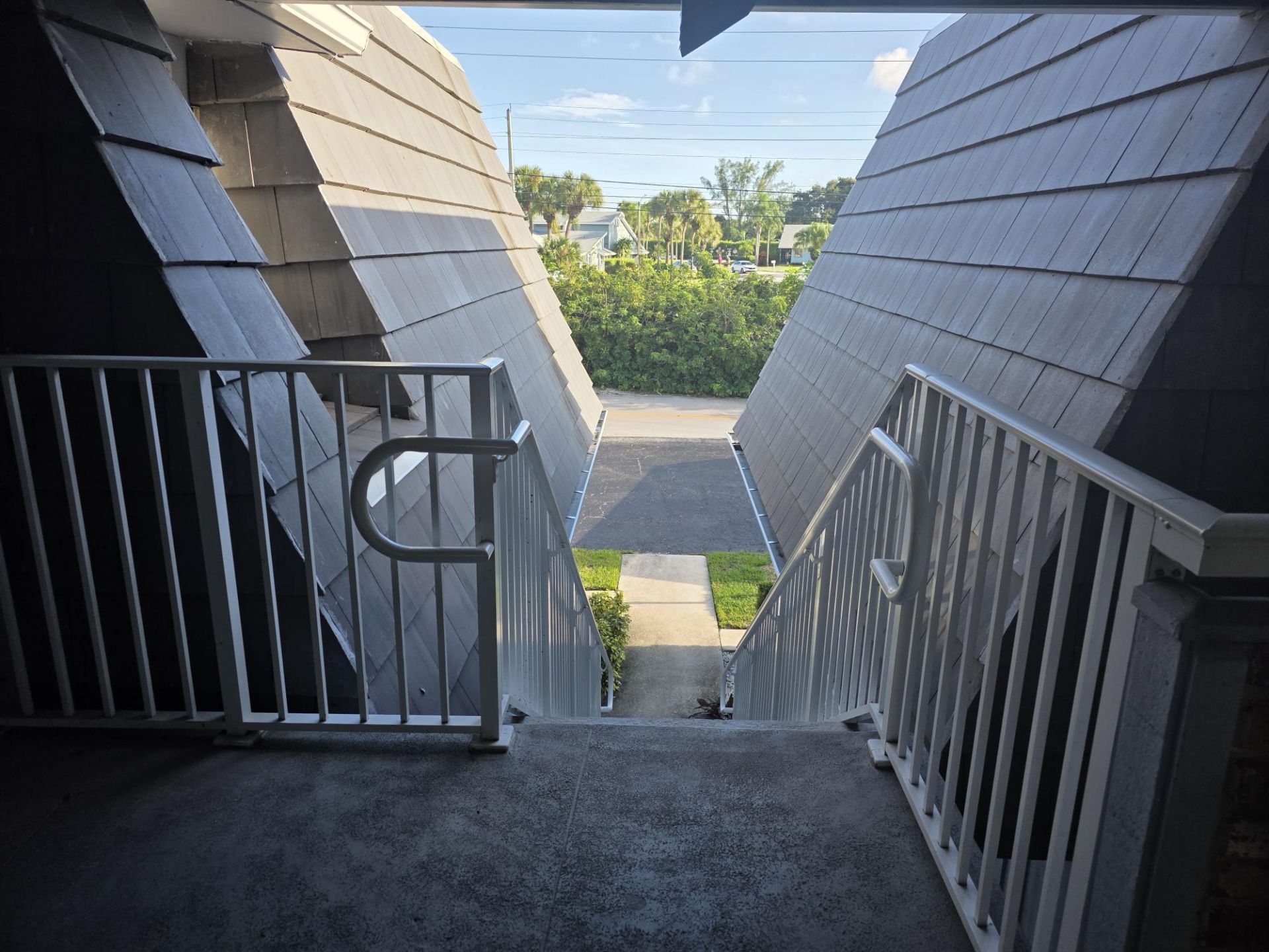 415 Pine Tree Court, Unit 17, Atlantis, FL 33462 Photo