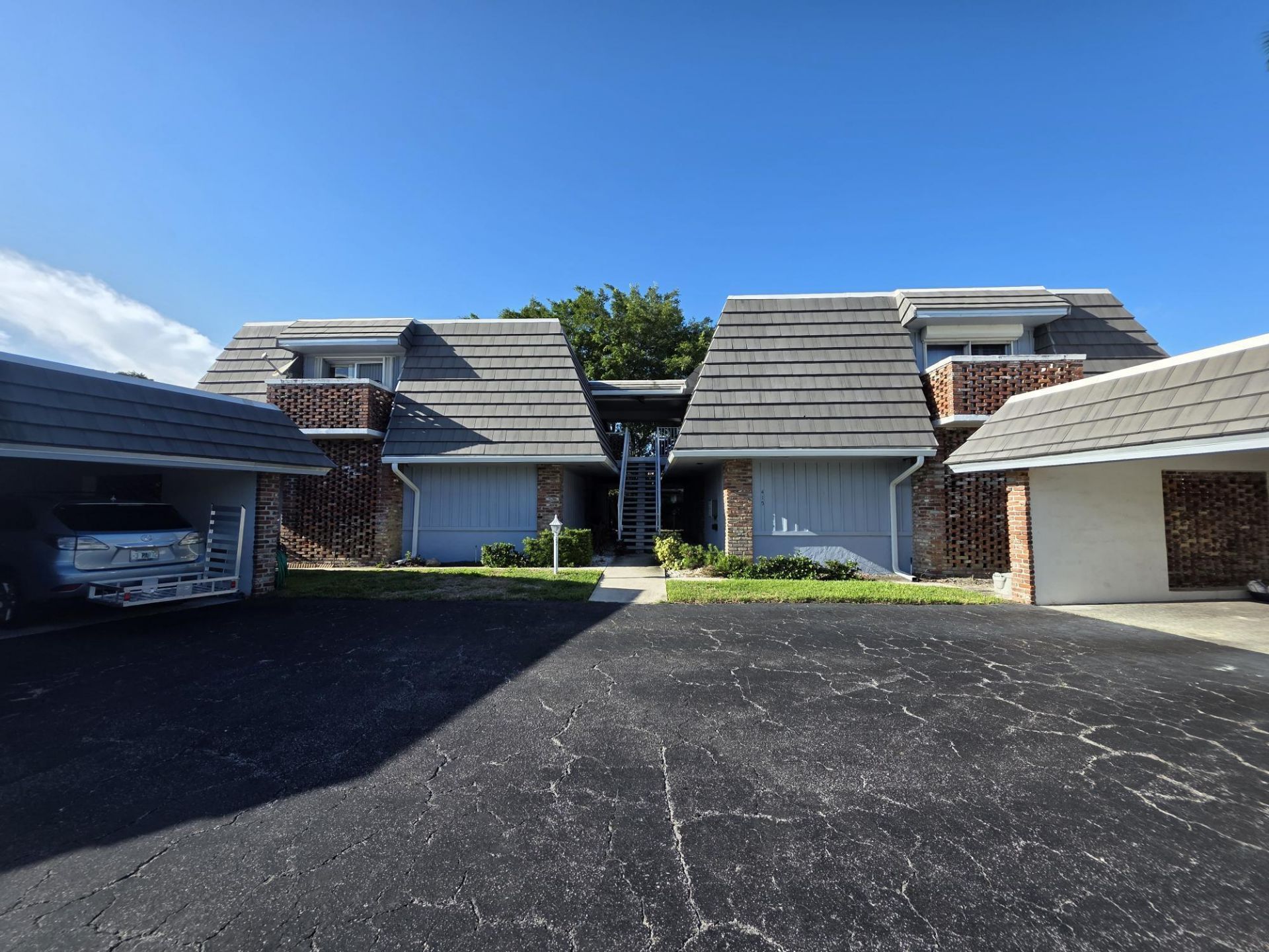 415 Pine Tree Court, Unit 17, Atlantis, FL 33462 Photo