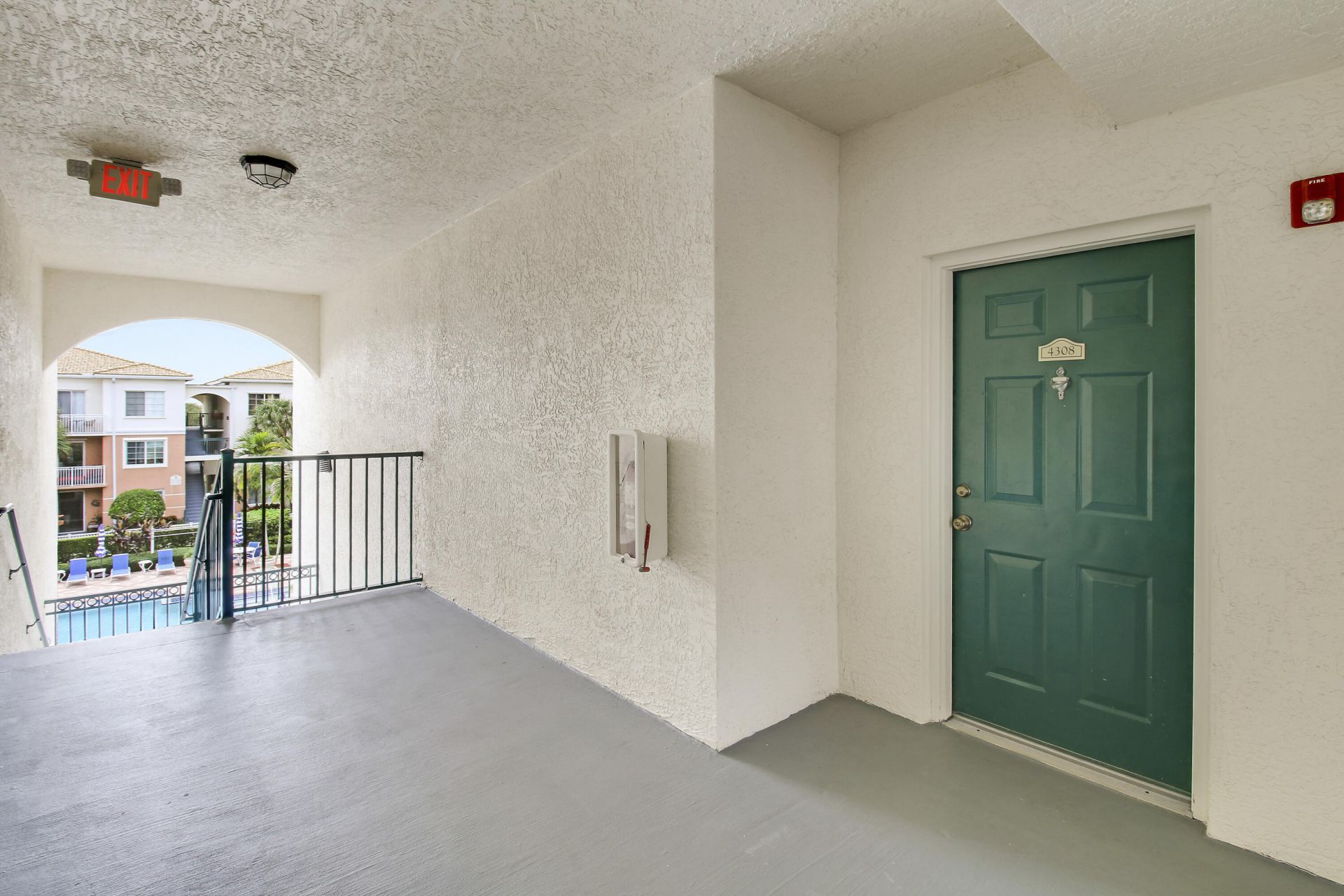 4308 Myrtlewood Circle E, Palm Beach Gardens, FL 33418 Photo