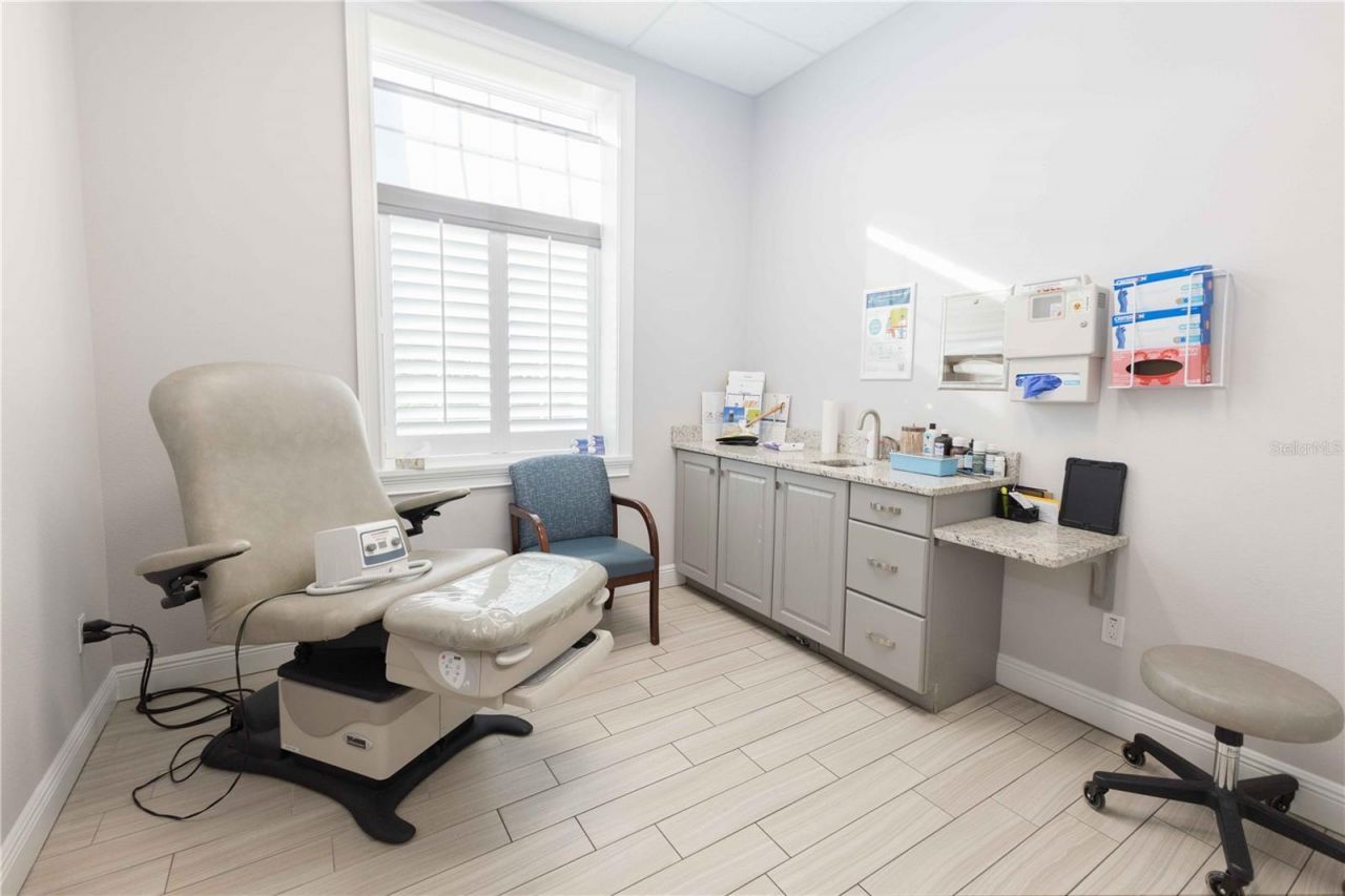 340 Heald Way , Unit 100, The Villages, FL 34762 Photo