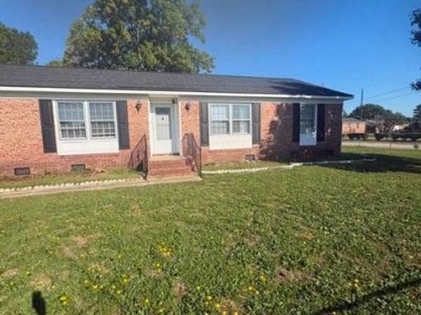 429 Santa Fe Drive, Fayetteville, NC 28303