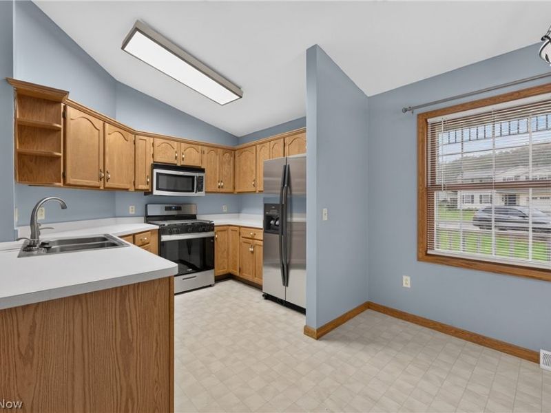 702 Willow Dale Street NW, Bolivar, OH 44612 Photo 24