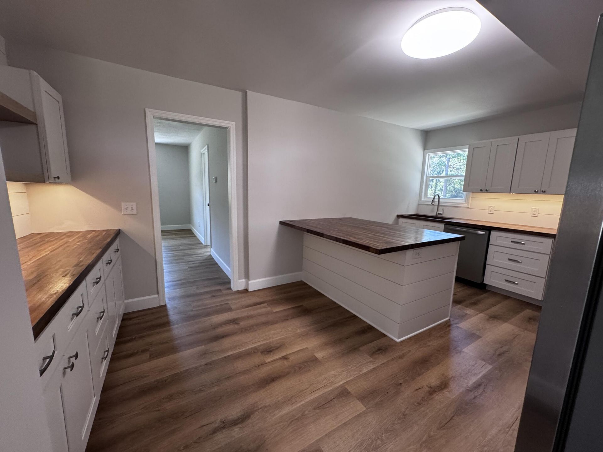 906 Poplar Street Photo 29