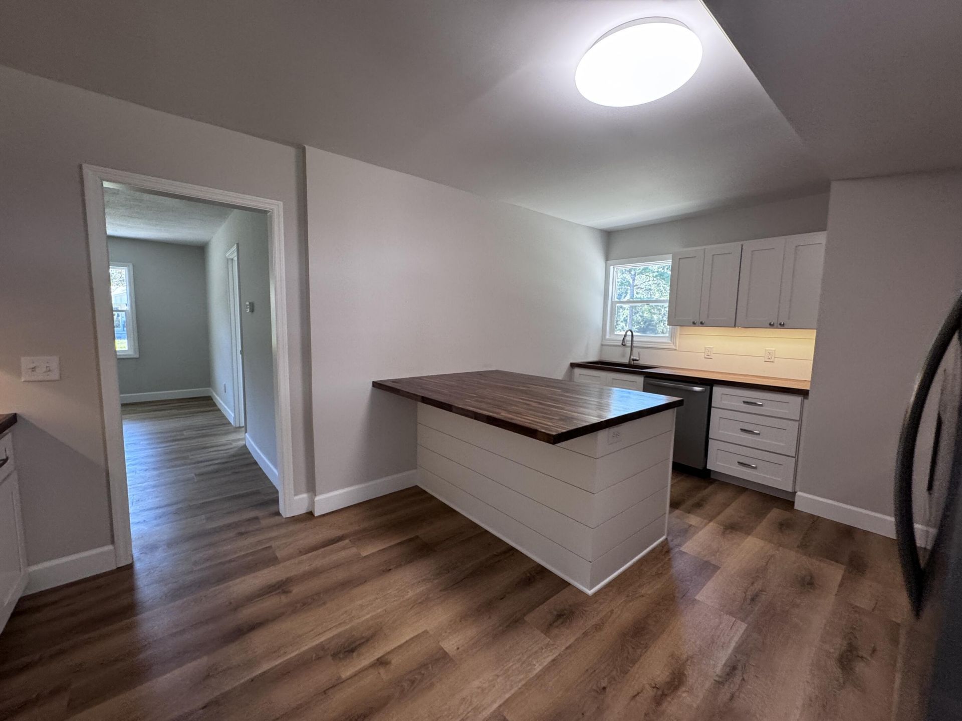 906 Poplar Street Photo 30