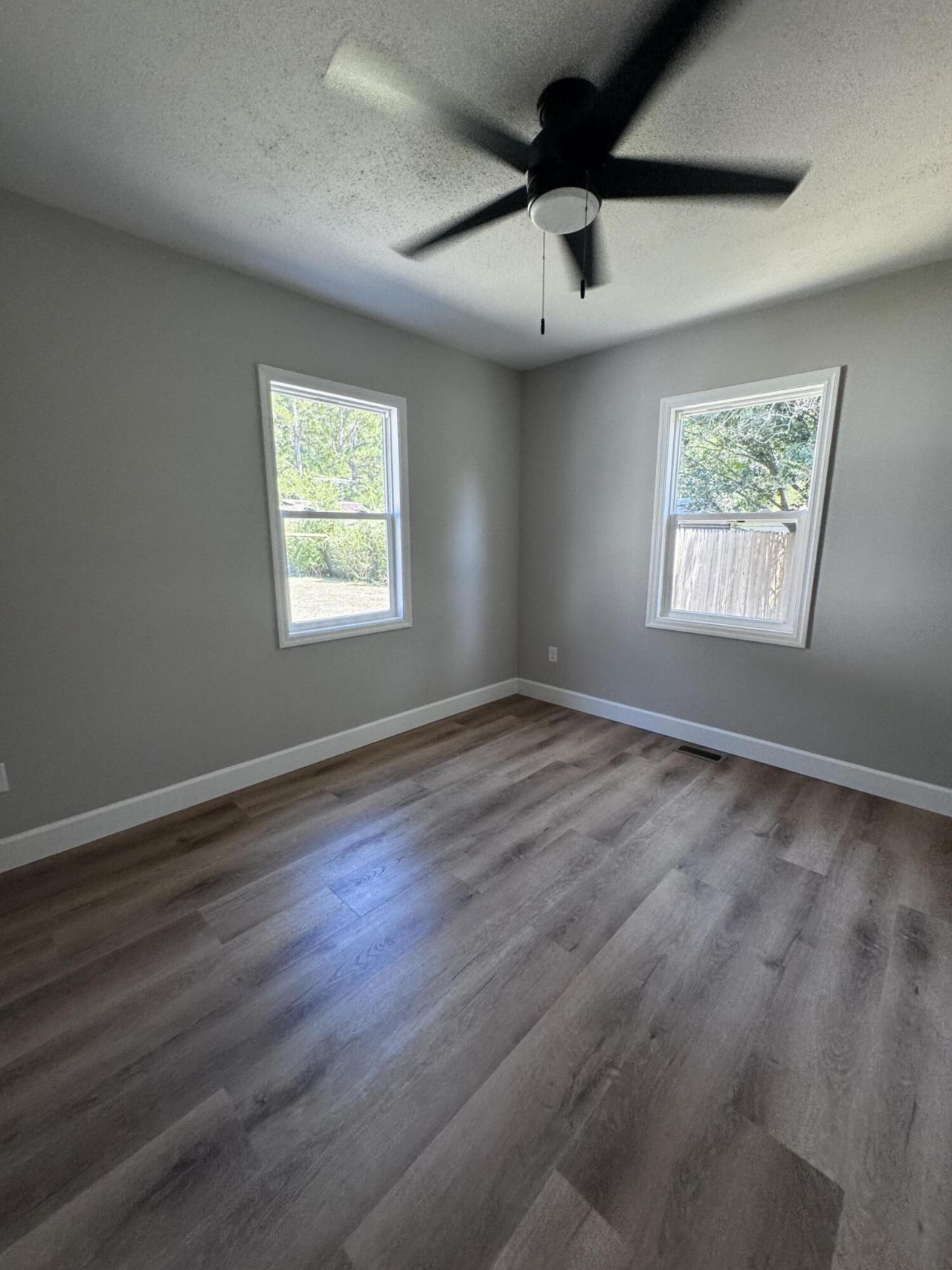 906 Poplar Street Photo 44