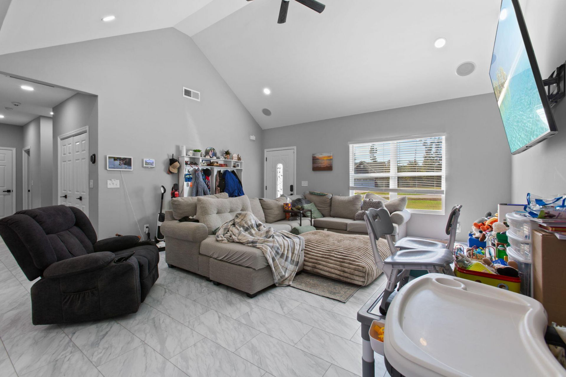 927 Rodney Road Photo 7