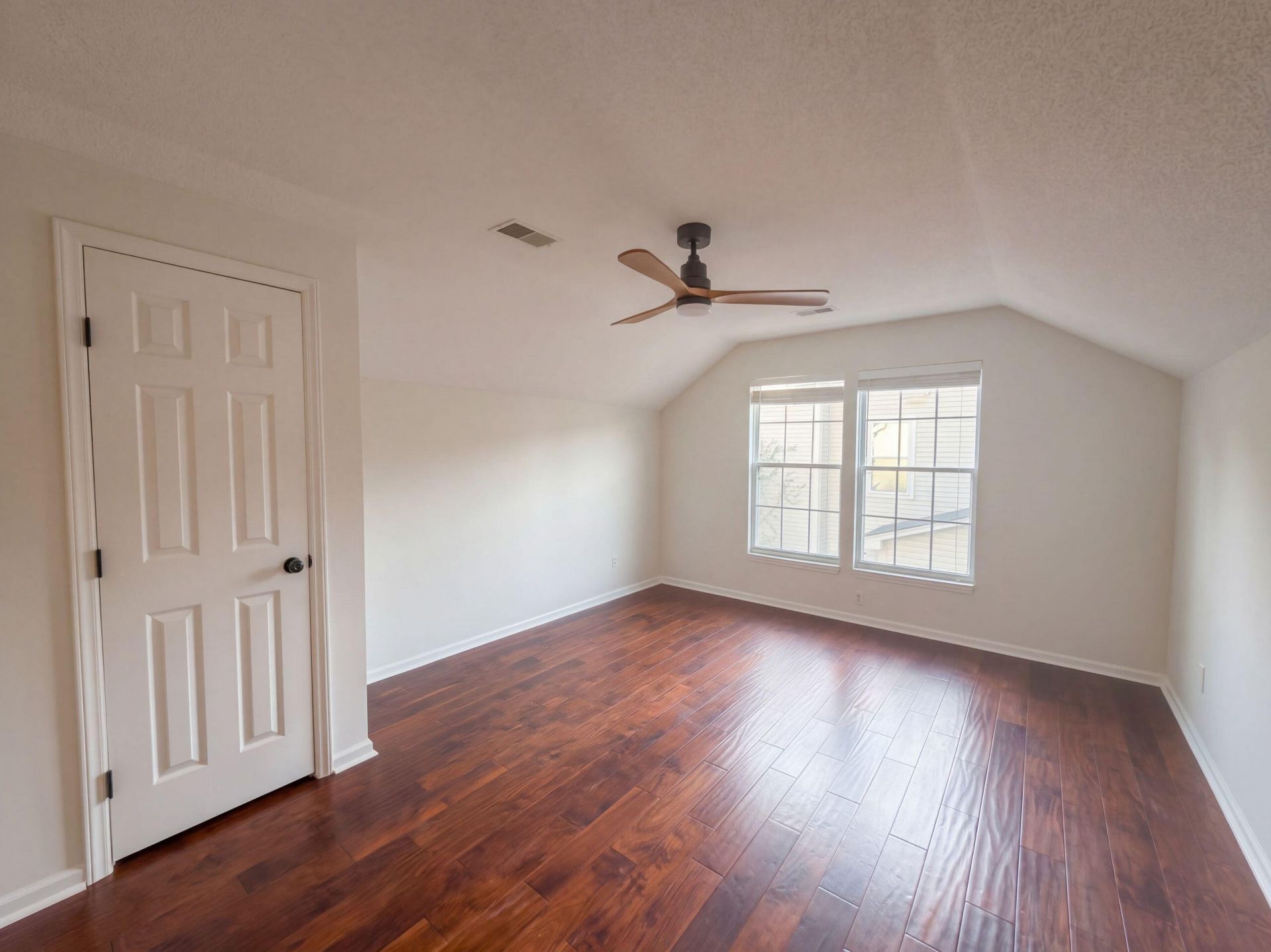 108 Whaler Road Photo 11