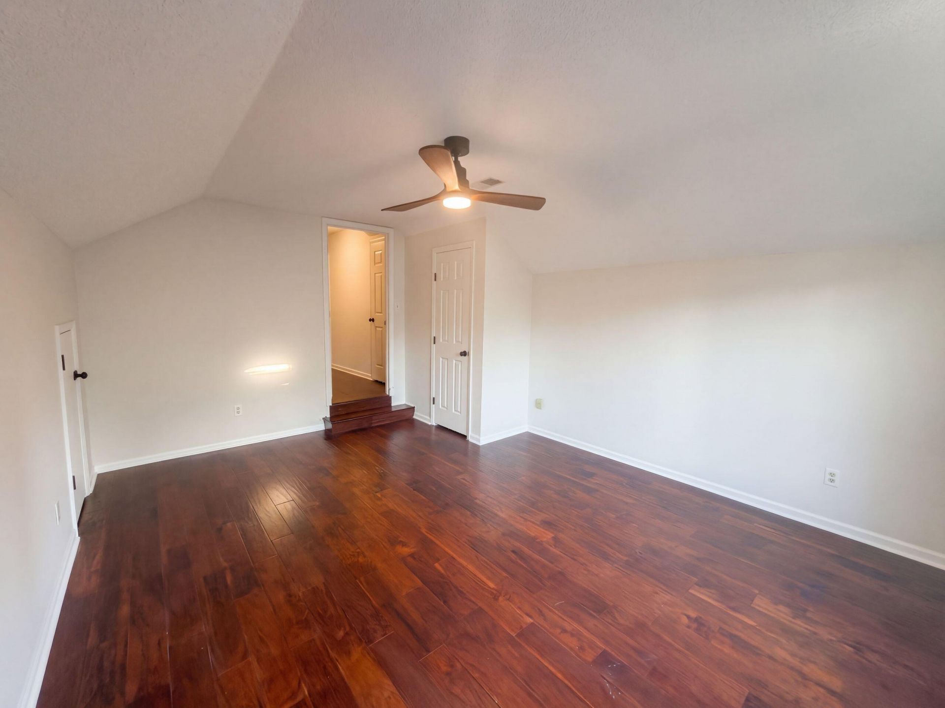 108 Whaler Road Photo 12