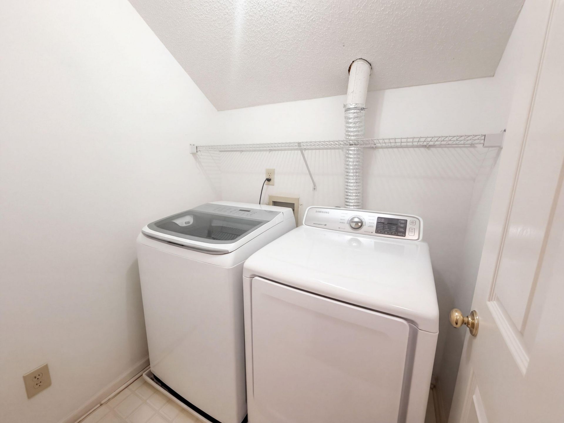 108 Whaler Road Photo 19