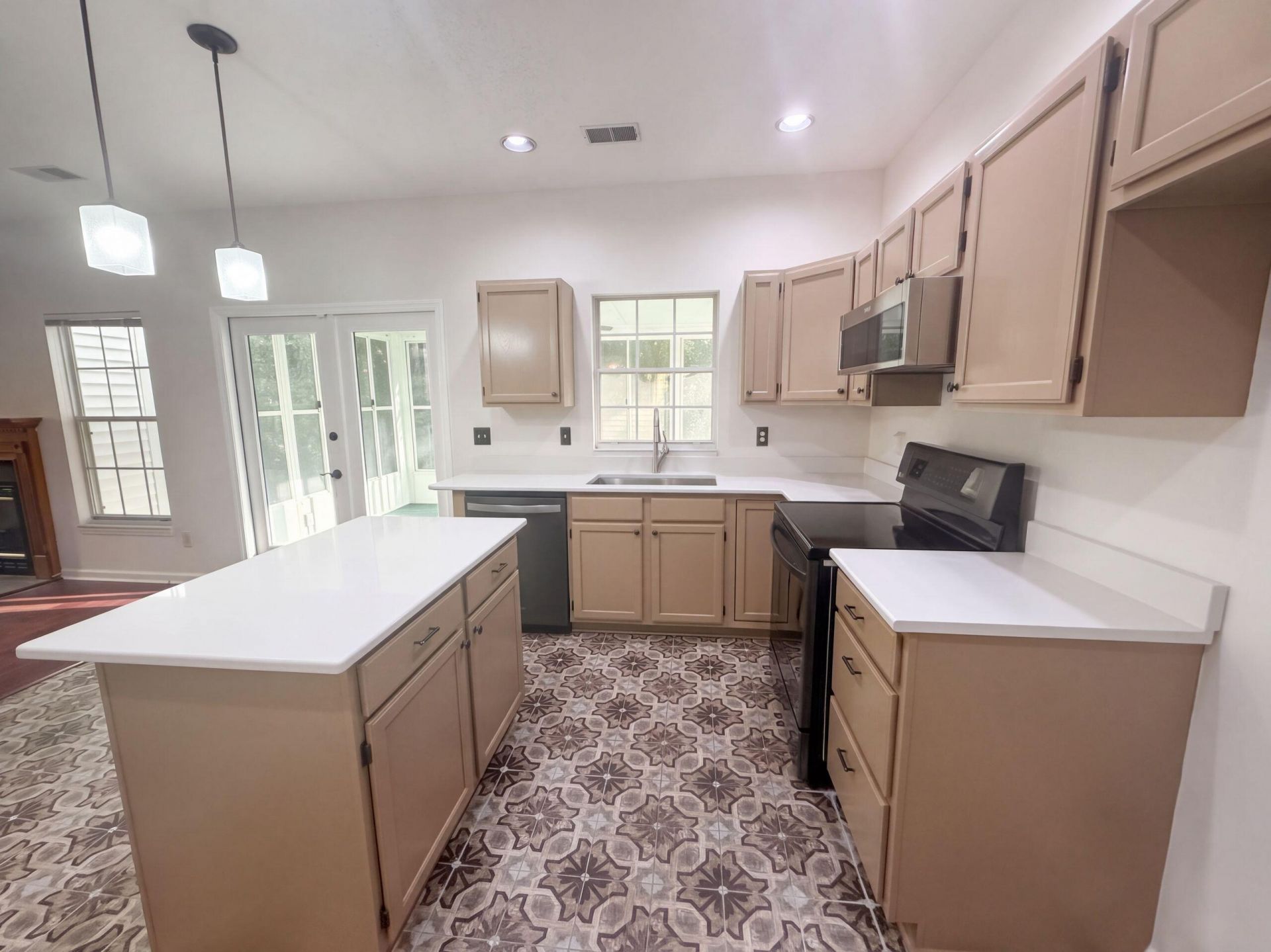 108 Whaler Road Photo 7
