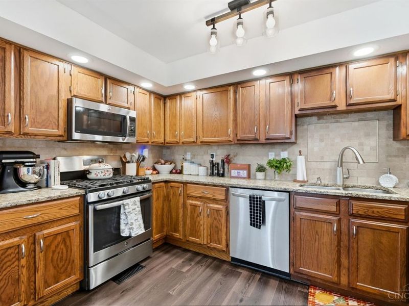 1051 Mckelvey Road, Springfield Township, OH 45231 Photo 18