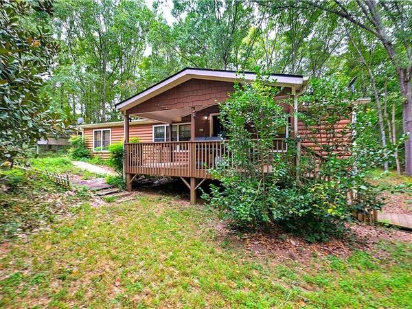 81 Woodland Court , Jefferson, GA 30549