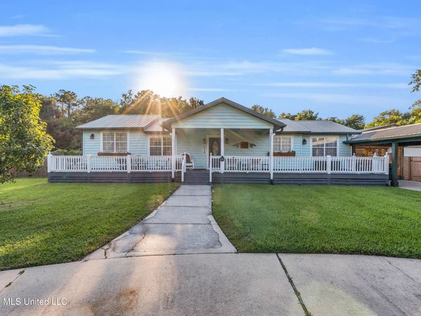 349 Rosehart Avenue, Pass Christian, MS 39571