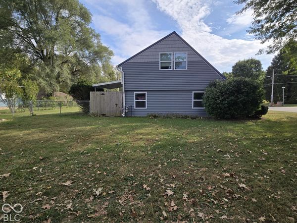 145 S Hill Avenue, Knightstown, IN 46148