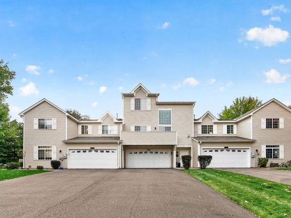 17679 Hackberry Court, Eden Prairie, MN 55347