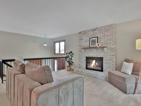 15641 27th Avenue N, Plymouth, MN 55447